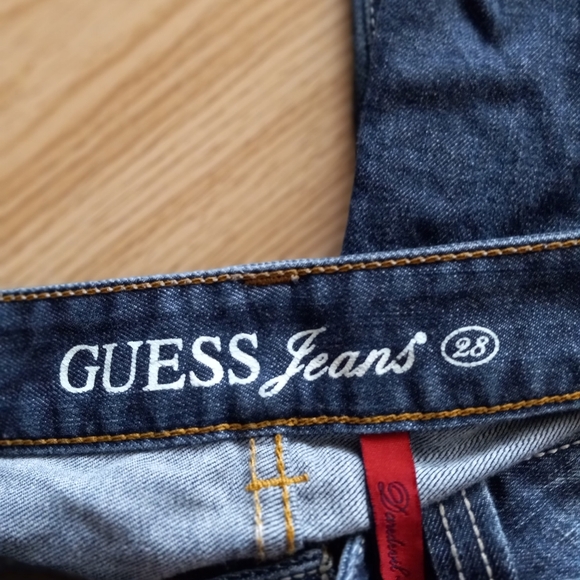 GUESS Jeans - Picture 7 of 10